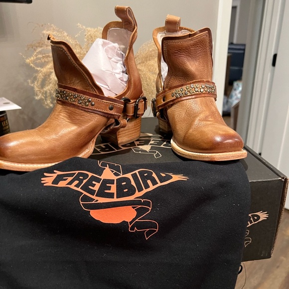 Freebird booties - Picture 3 of 5